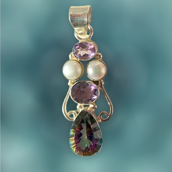 Teardrop Ammolite/Gem Ammonite, Pearl and Amethyst Pendant 925 Sterling - Picture 2 of 5